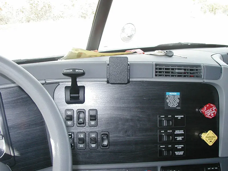 Adjustable Center Dashboard Mount For Vehicles 1