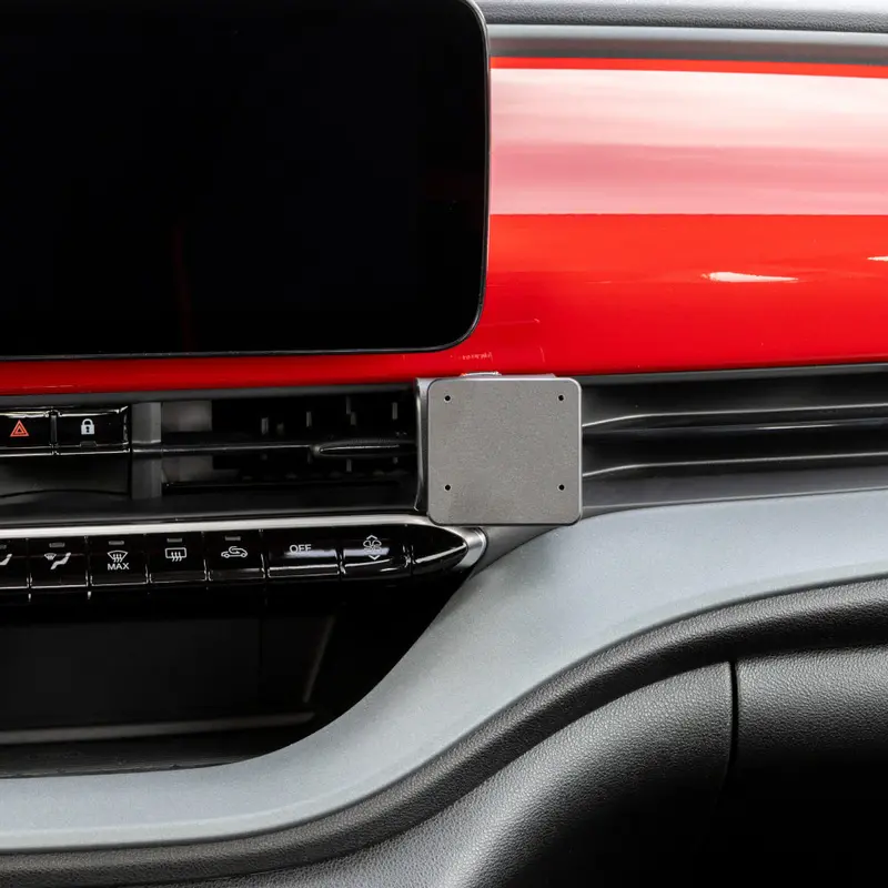 Fiat 500E Angled Dashboard Mount – Ev-Optimized Tilt Design 1