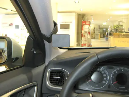 Volvo S60 And V60 Left Side Pillar Mounting Bracket 1