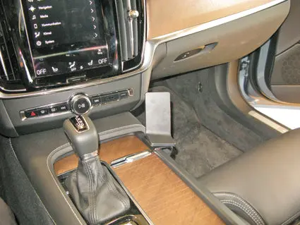 Volvo S90 And V90 Right Console Mounting Bracket 1